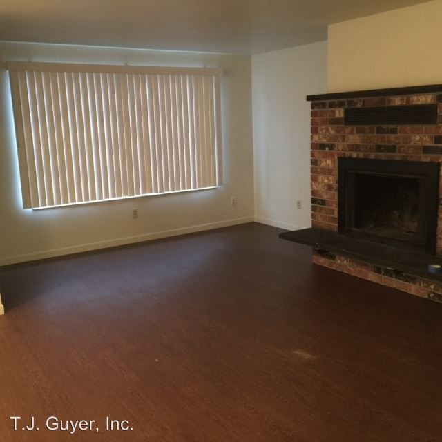 1416 W Main St, Centralia, WA 98531 Condo for Rent in Centralia, WA