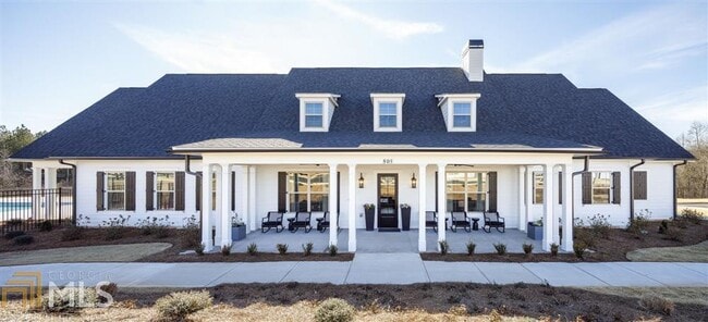 Building Photo - 805 Zelkova Ridge