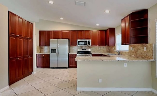 Building Photo - 3105 Torres Cir