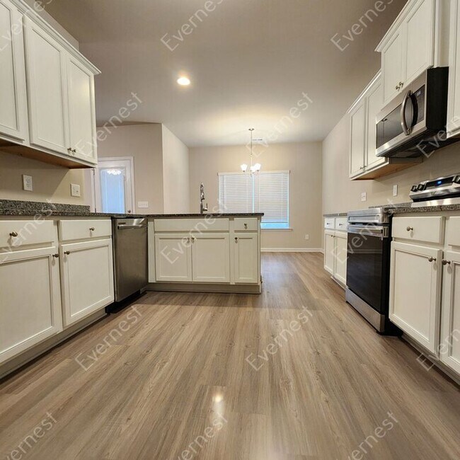 Building Photo - 1543 Persimmon Trce