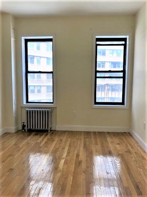 Foto principal - 226 East 36 Street