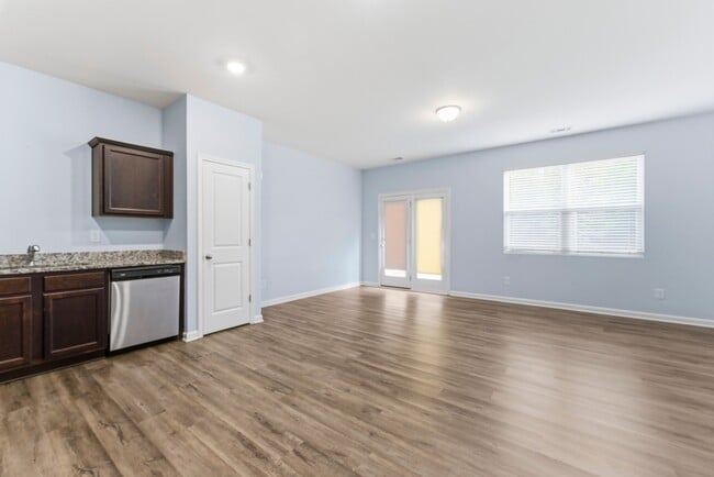 Photo - 3068 Tarian Way Townhome