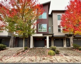 Building Photo - 12918 20th Dr W