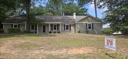 Building Photo - 1117 Appian Way