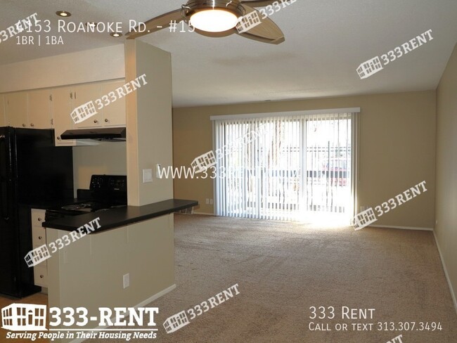 Building Photo - Look! ONLY $500 DEPOSIT! You'll love the p...