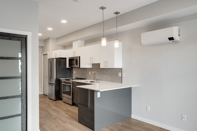 Building Photo - Treanor Terrace Apartments