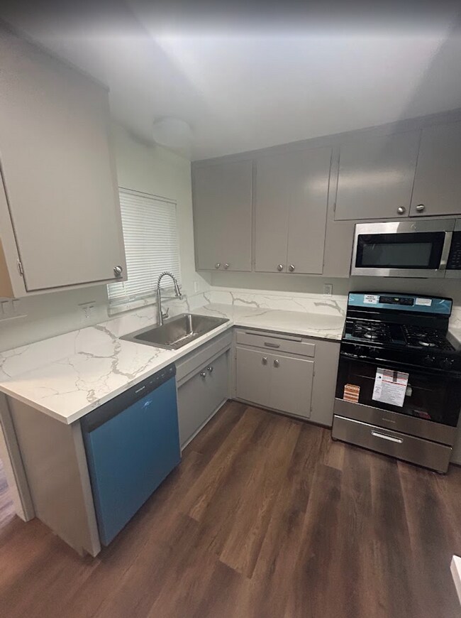 Foto del edificio - 7001 College Ave