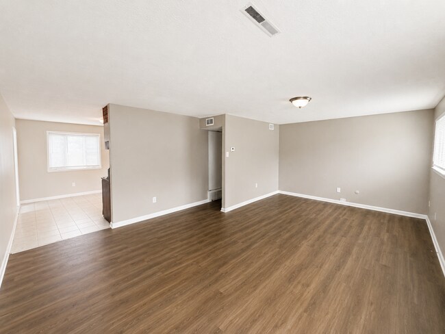 Foto del edificio - 3251 Hilock Ct