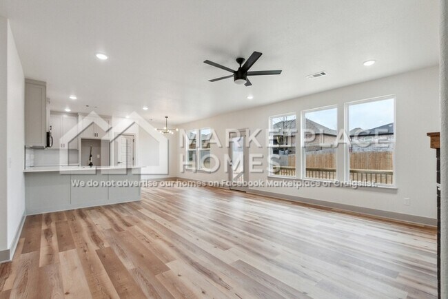 Foto del edificio - 1000 Clayton Rd