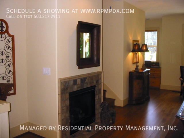 Foto del edificio - 5055 W Sunset Dr
