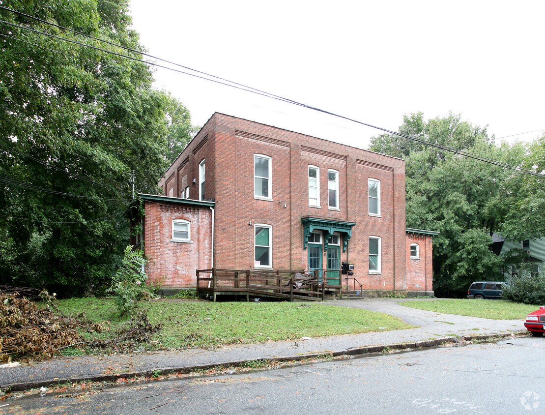 Primary Photo - 60 Pearl St