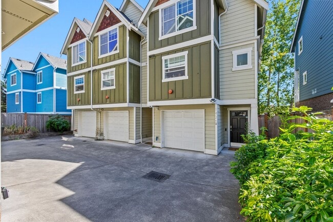 Building Photo - 3bd/3ba Seattle House