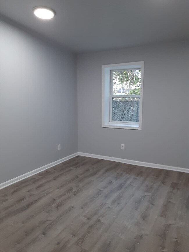 Foto del edificio - 6052 Magnolia St