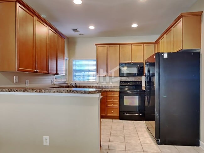 Foto del edificio - 4007 Braemar Ct