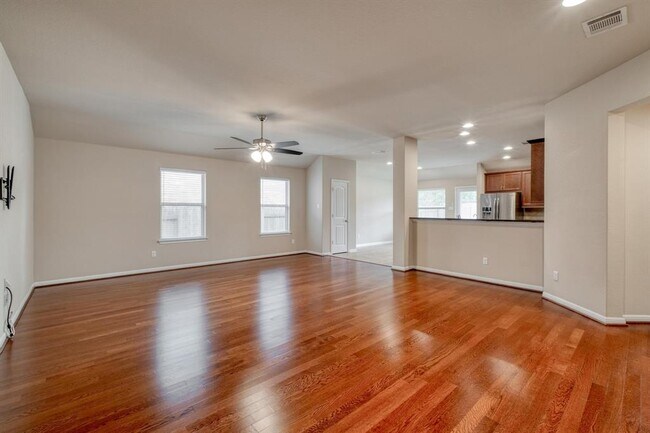 Foto del edificio - 7400 Longford Trail