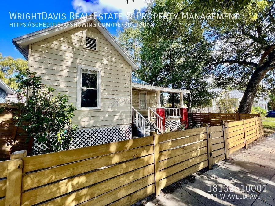 Primary Photo - 111 W Amelia Ave