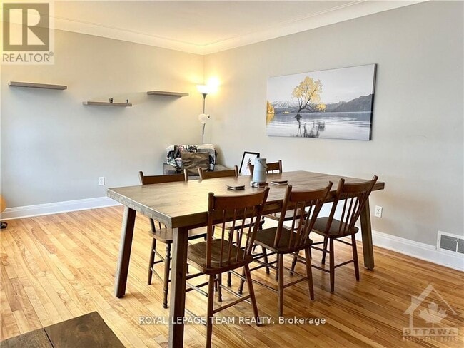 Building Photo - 1650 Alta Vista Dr