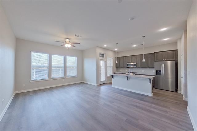 Foto del edificio - 5428 Sandstone Dr