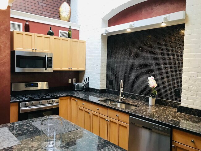 Foto del edificio - 532 Kinsley Ave
