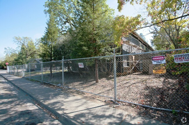 Building Photo - 1313 Monte Vista Ave
