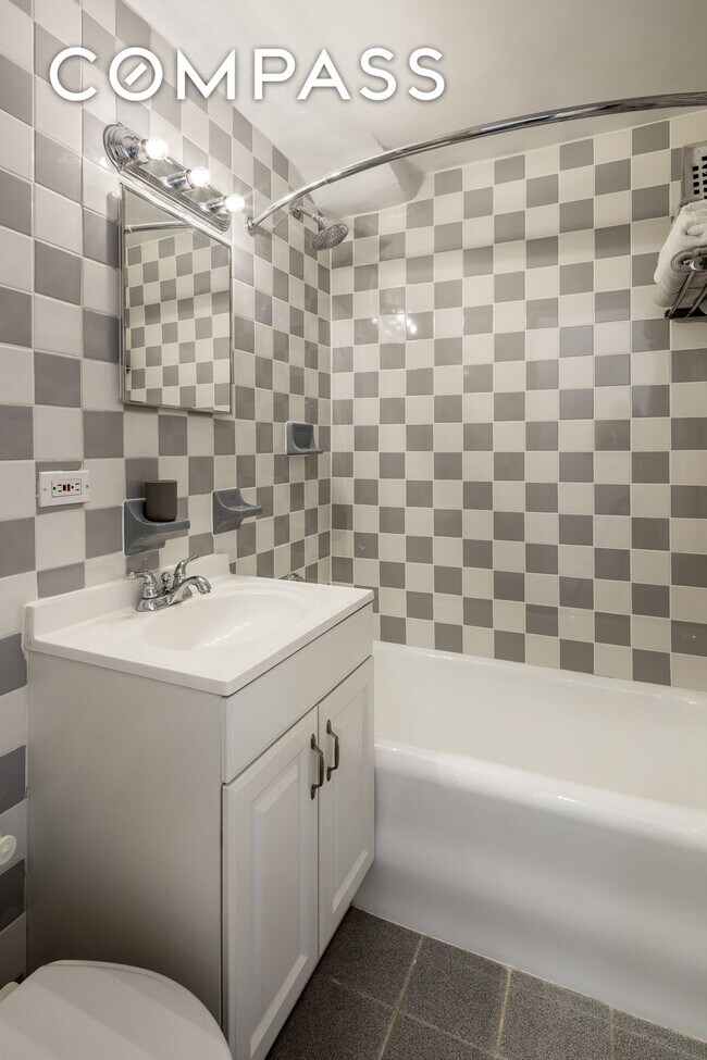 45 Tudor City Pl Unit 1620, New York, NY 10017 Apartment for Rent in