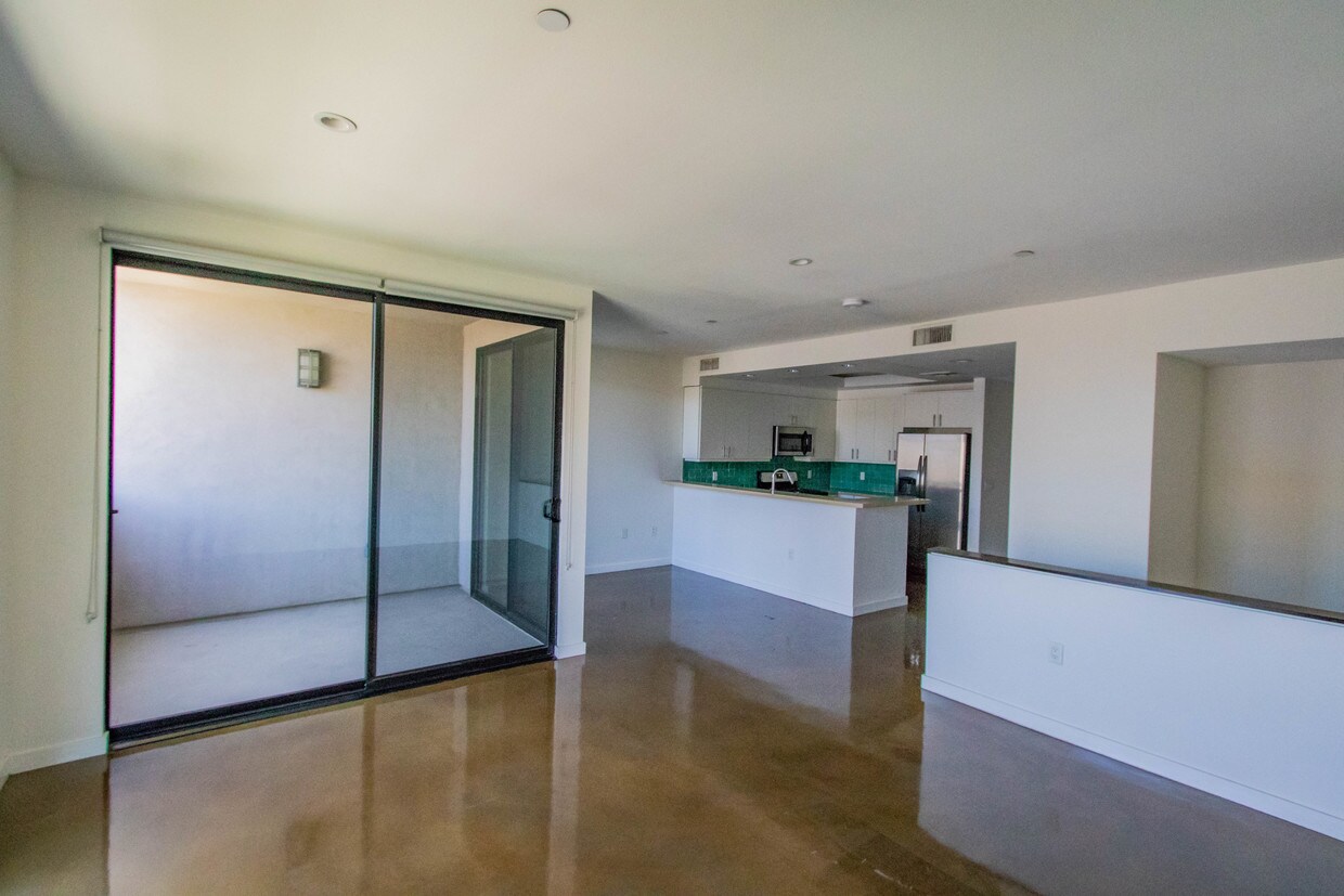 Foto principal - 5420 Harold Way