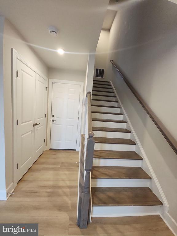 Foto del edificio - 6730 Belcrest Rd