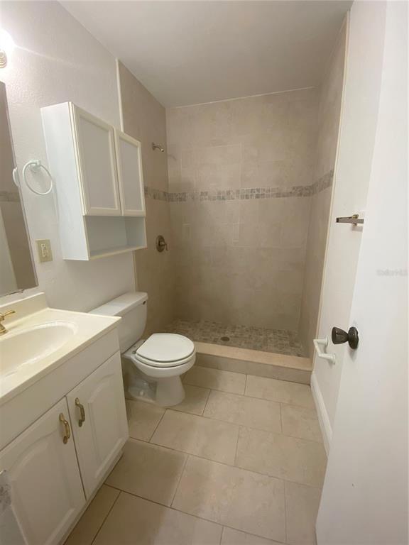 Building Photo - 8119 Esperanza St