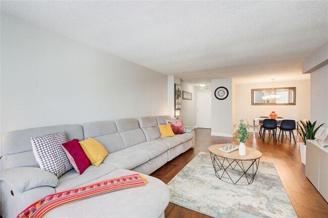 Foto del edificio - 2479 Peachtree Rd NE