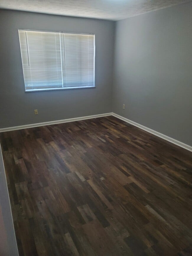 Building Photo - 2524 Flanigan Ct