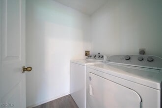 Building Photo - 1502 Scholar Ct