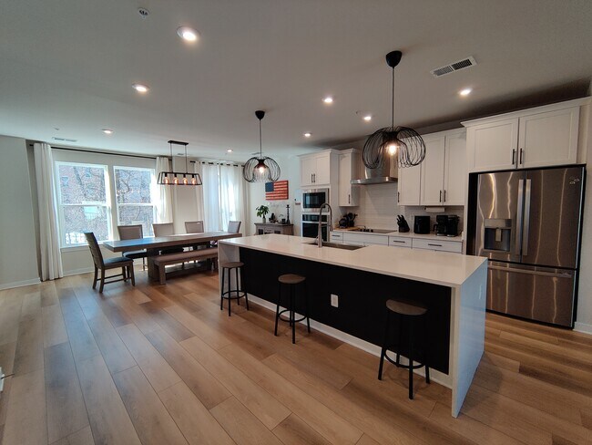 Foto del edificio - 12110 Loblolly Dr