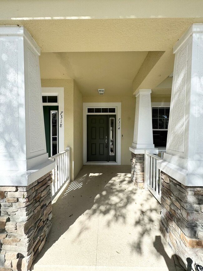 Foto del edificio - **For Sale w. Outside Agent** Brightland