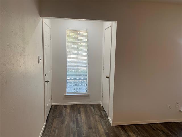Building Photo - 2205 Landmark Ct