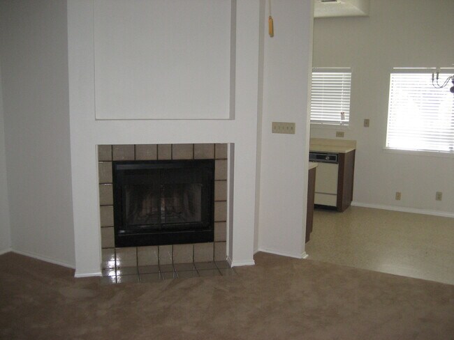 Foto del edificio - CUTE 3 BEDROOM IN NORTHSIDE ISD***GREAT FL...