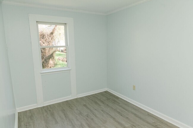 Building Photo - 114 Statford Ct