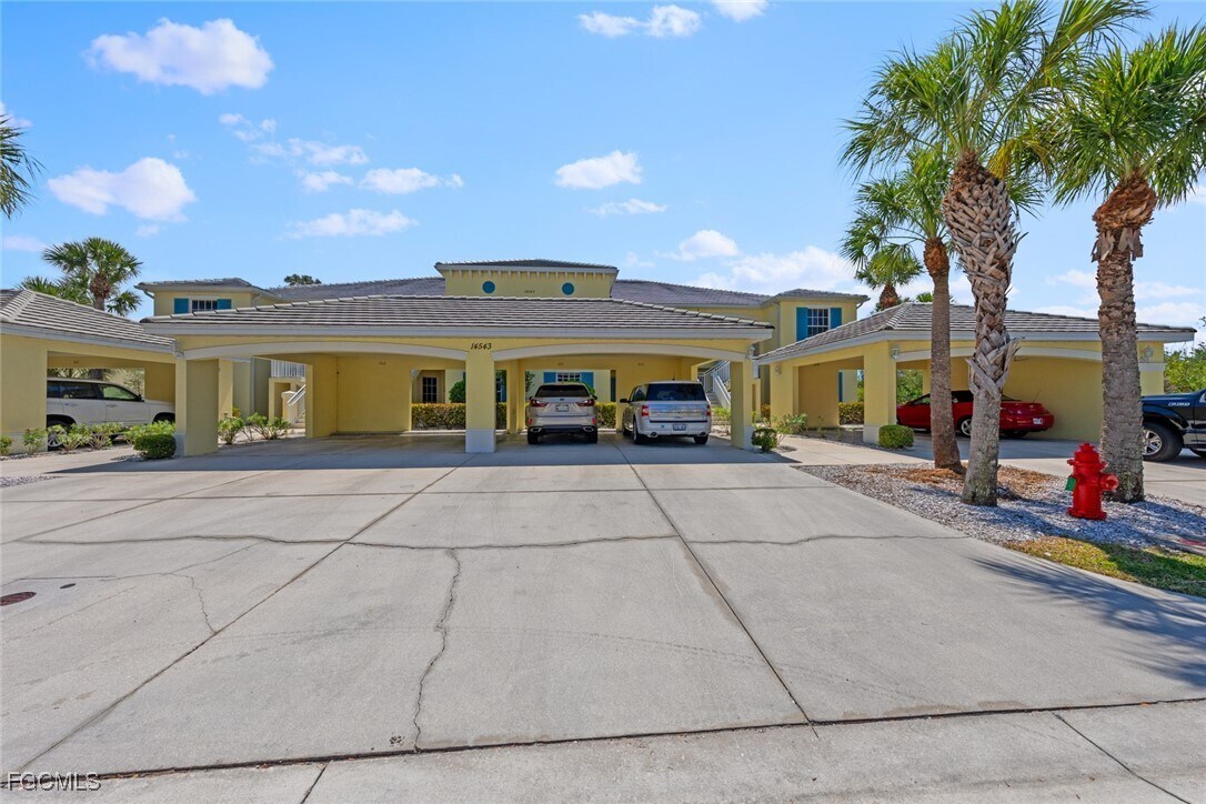 Primary Photo - 14543 Abaco Lakes Dr