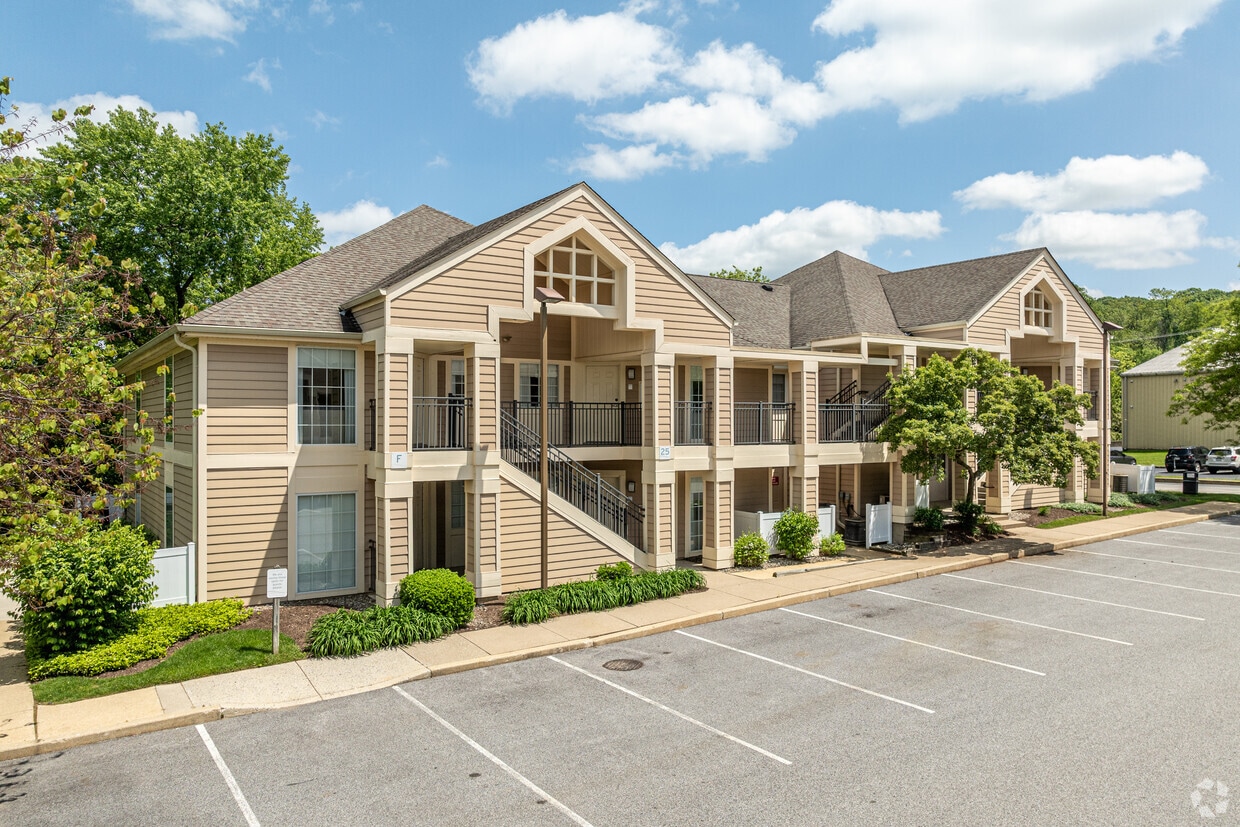 Avia Residences on Lincoln Apartments in Malvern, PA