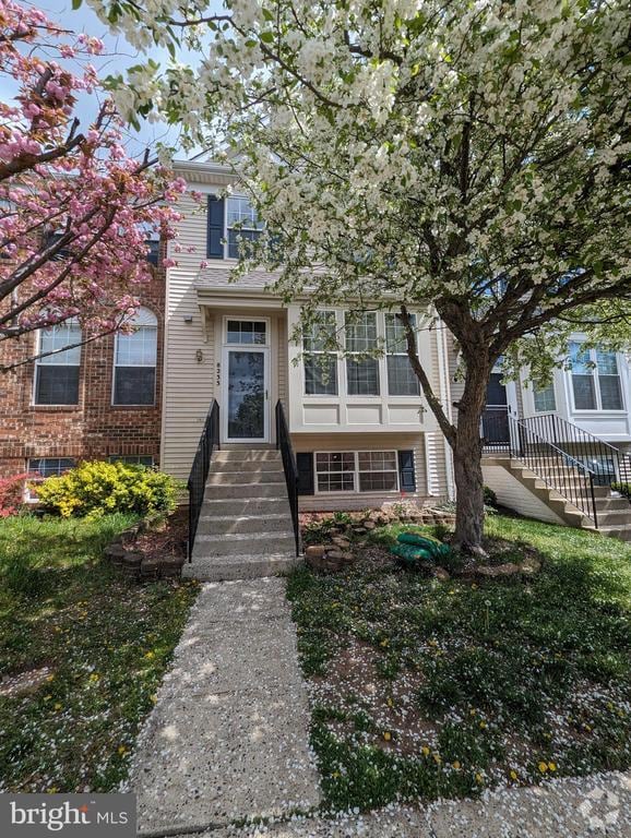 Building Photo - 8233 Ramseur Pl