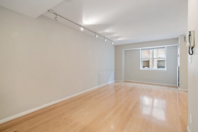Foto del edificio - 170 Tremont St