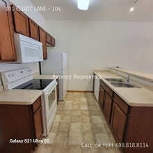 Building Photo - 101 Elliott Ln