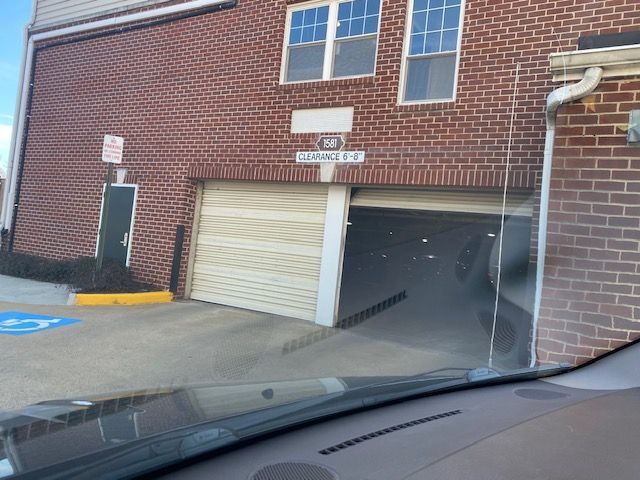 Foto del edificio - 1581 Spring Gate Dr.