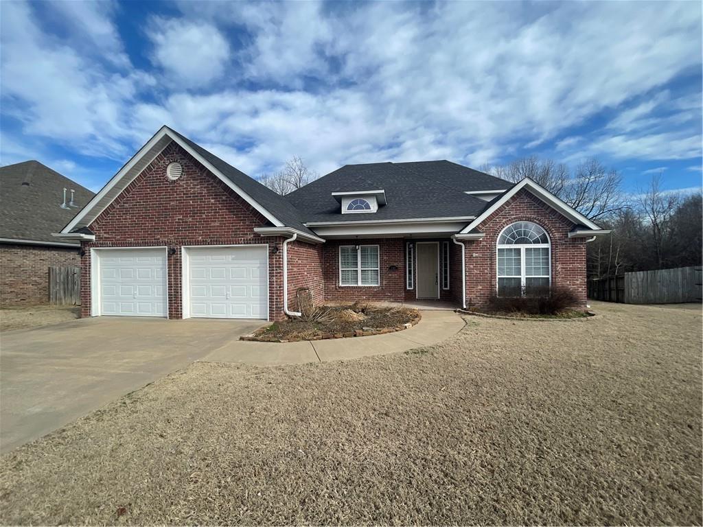 1301 Lexington Cir, Springdale, AR 72762 House Rental in Springdale