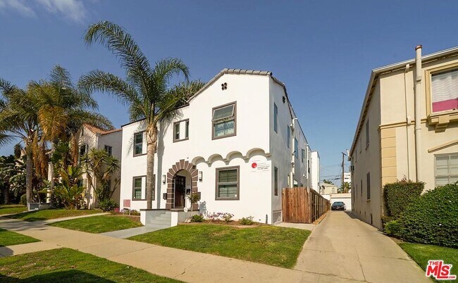 Foto del edificio - 614 N Genesee Ave