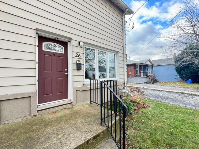 Building Photo - 26 Eastchester Ave