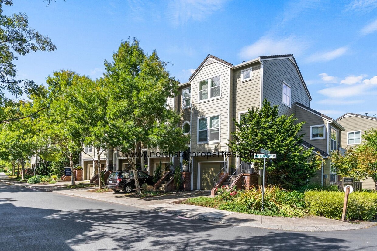 Foto principal - Light and Bright Brownstone on Greenspace