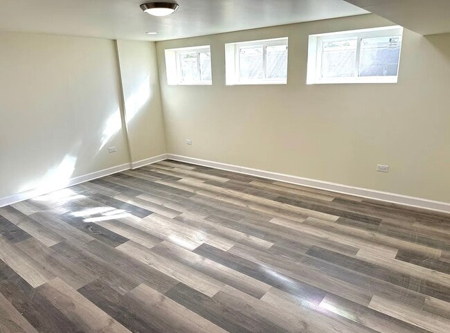 Foto del edificio - 10350 Milford St