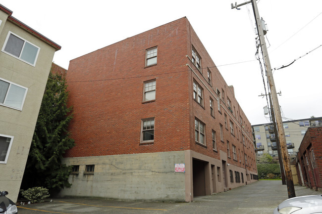 Building Photo - The Iris Apartments