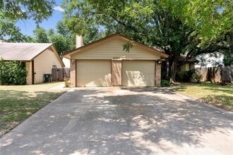 Building Photo - 12900 Hymeadow Dr