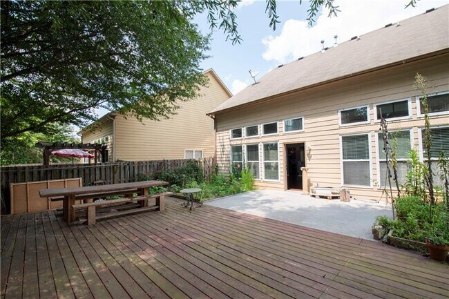 Foto del edificio - 2518 Brynfield Cove